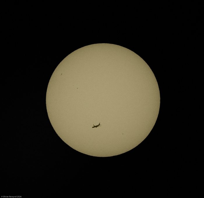 Eclipse de soleil partielle à 98% (Toulouse) Thumbnail Placeholder